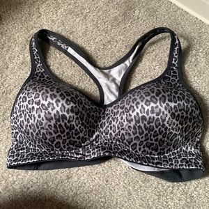 Victoria’s Secret PINK workout bra